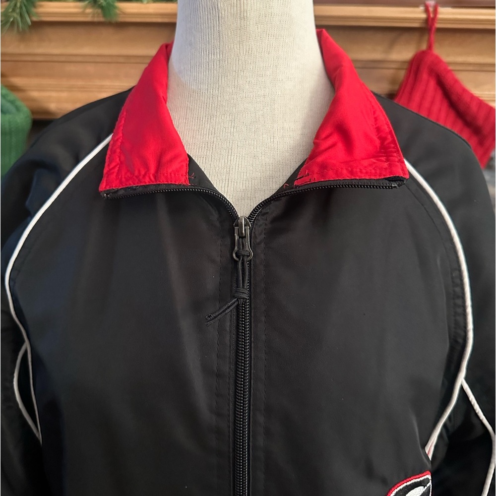 NORTH END 🏈 Women’s Black & Red Full Zip
‘UGA BULLDOGS’ Lined Jacket - Size M - Picture 3 of 14